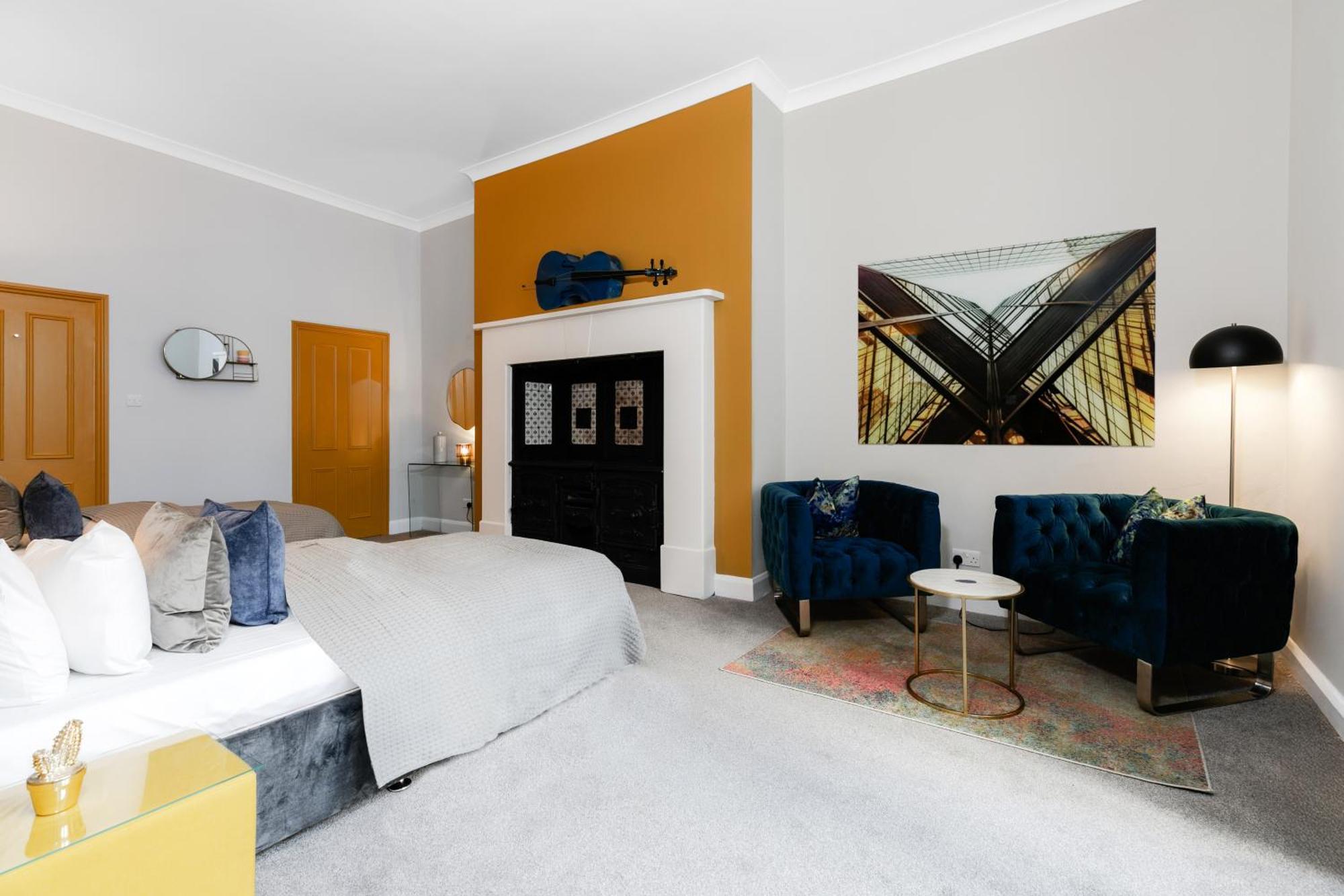 Off Oxford Circus! Large Unique Artist'S Family And Friends Home London Exteriör bild